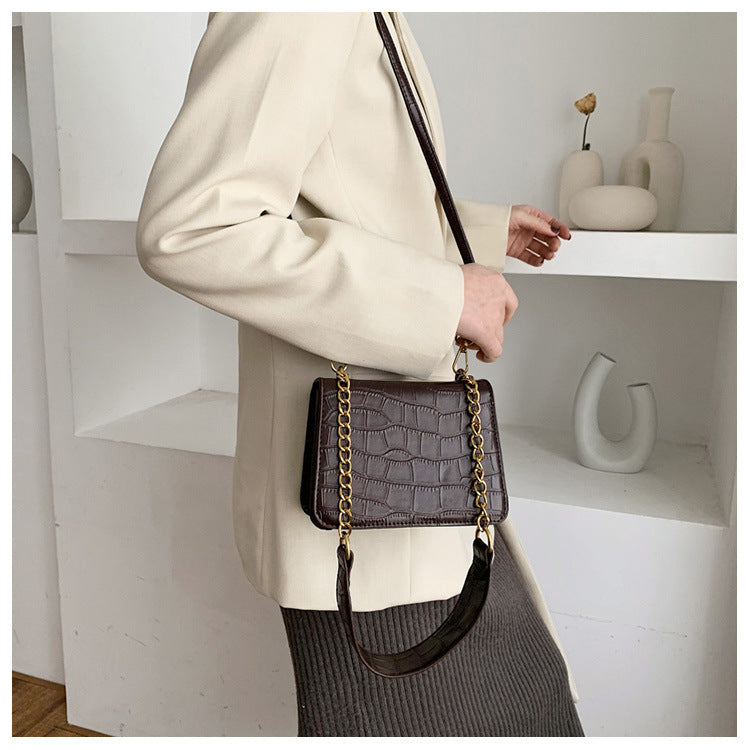 Shoulder chain bag